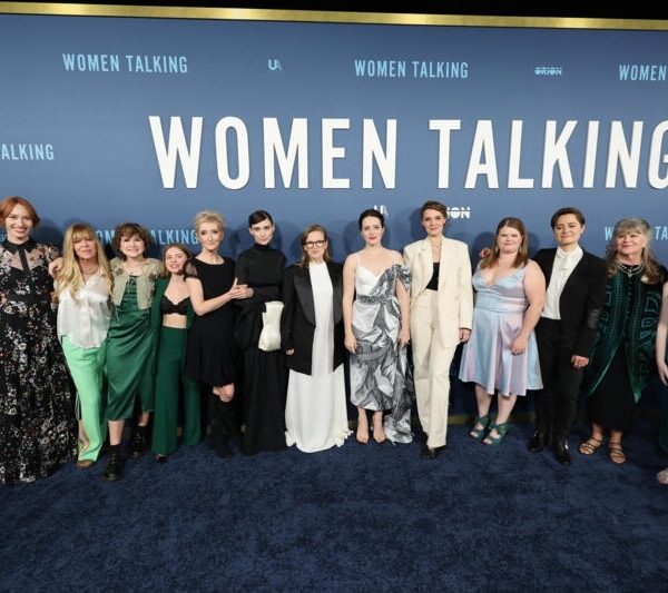 WOMEN TALKING starring Rooney Mara, Claire Foy,